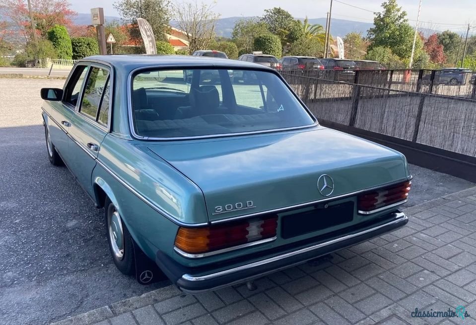 1977' Mercedes-Benz 300 photo #5