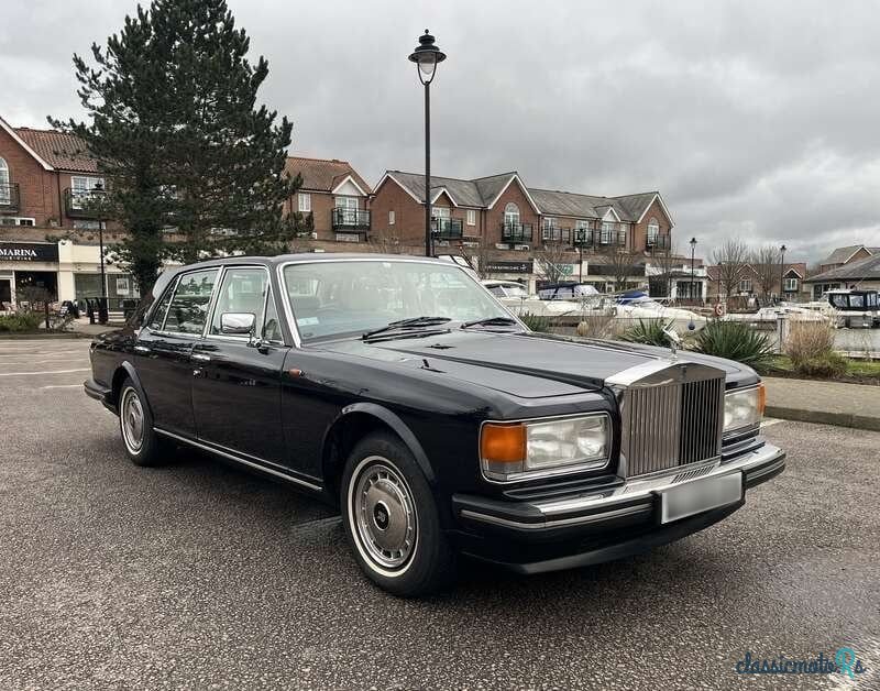 1990' Rolls-Royce Silver Spirit photo #1