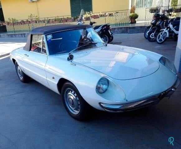 1967' Alfa Romeo Spider photo #1