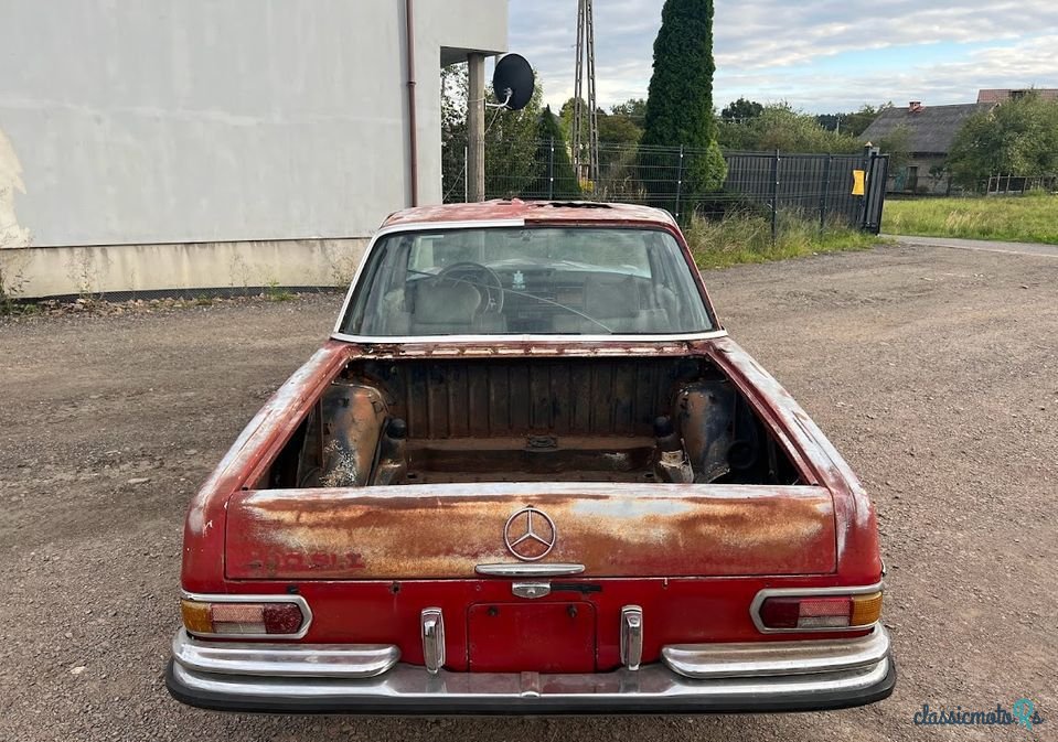 1971' Mercedes-Benz 280 photo #1