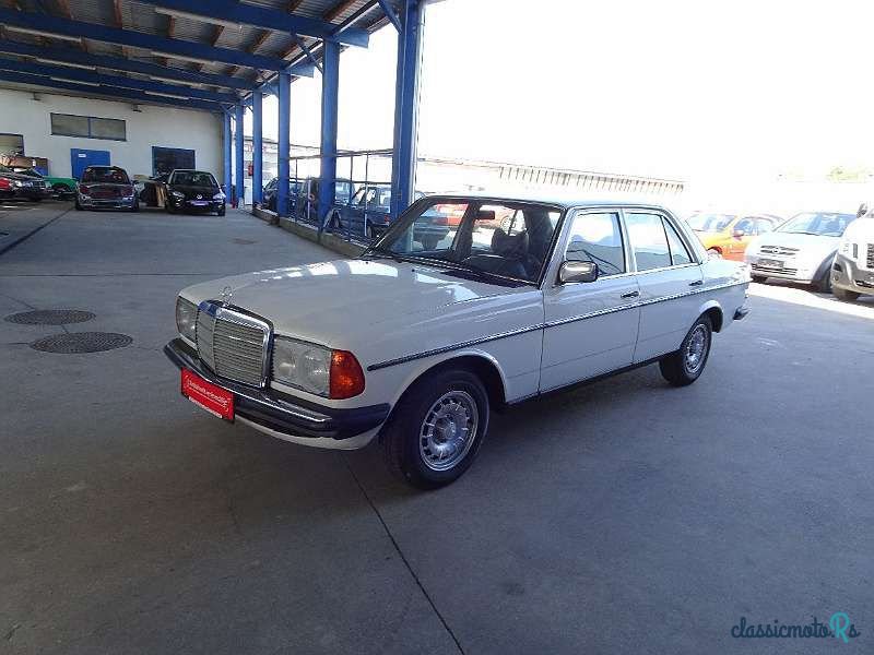 1977' Mercedes-Benz E-Klasse photo #1