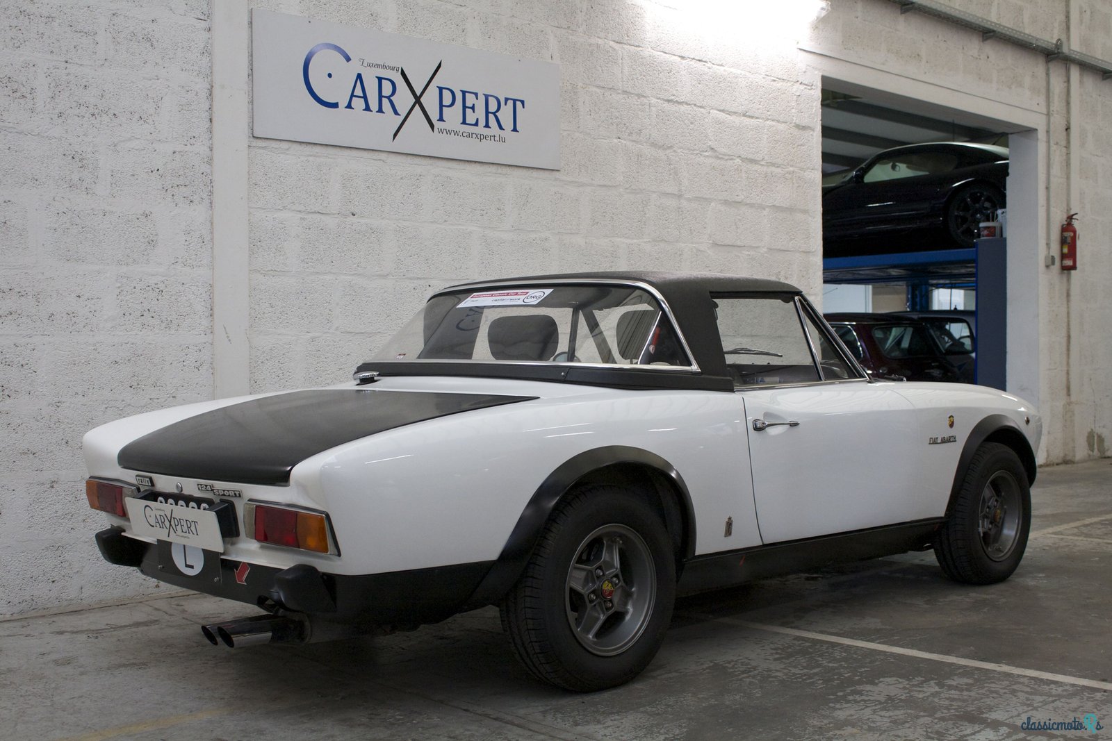 1974' Fiat 124 photo #6