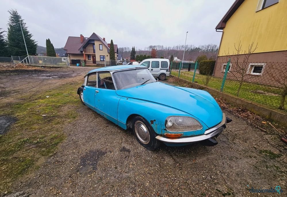 1960' Citroen DS photo #1