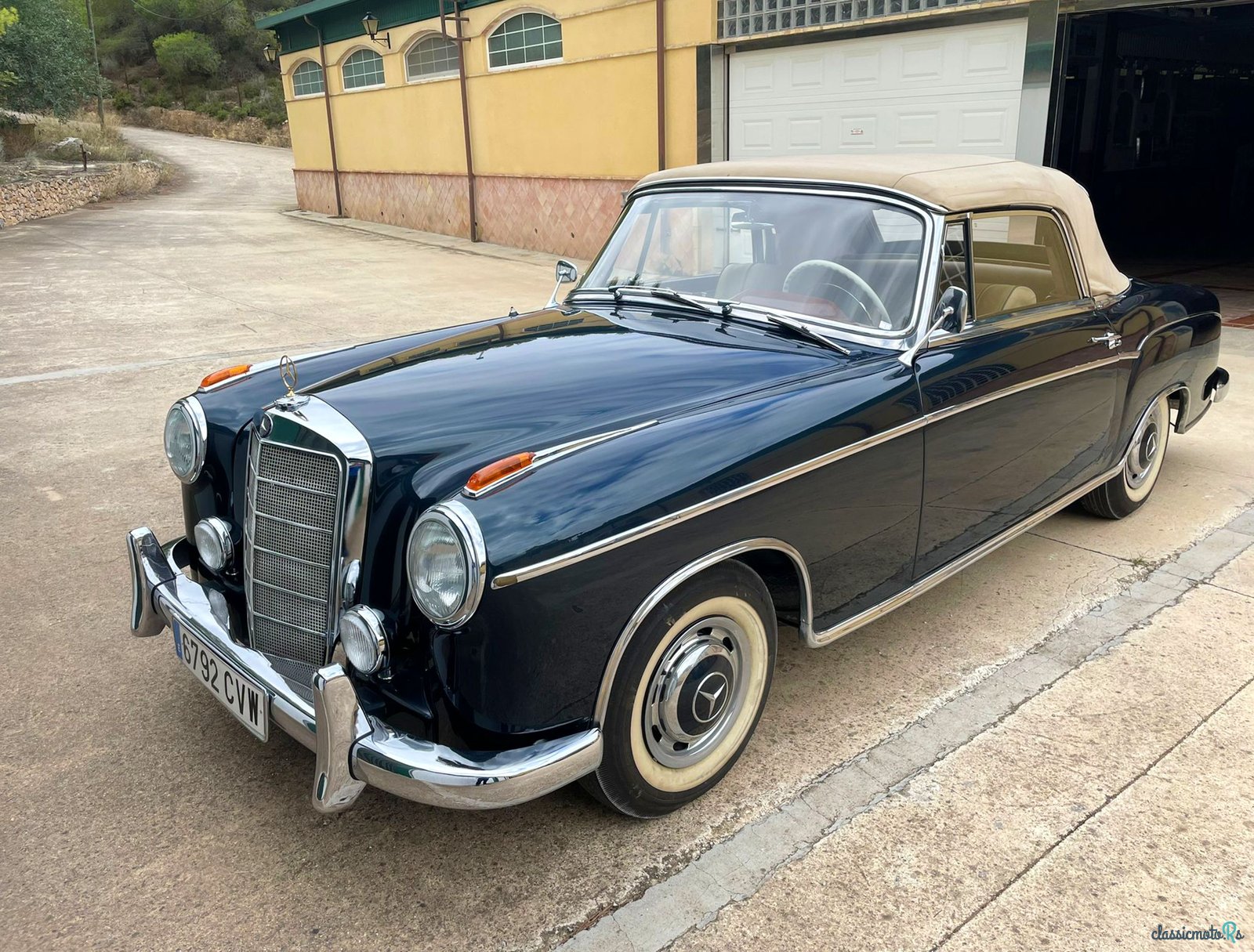1958' Mercedes-Benz 220 photo #1
