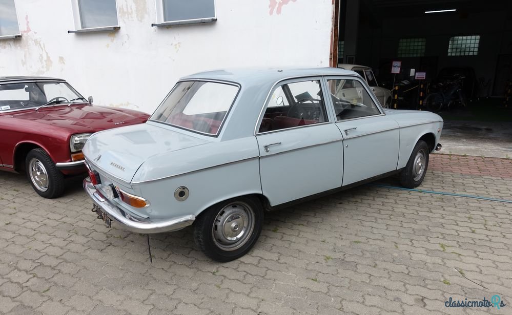 1967' Peugeot 204 photo #3