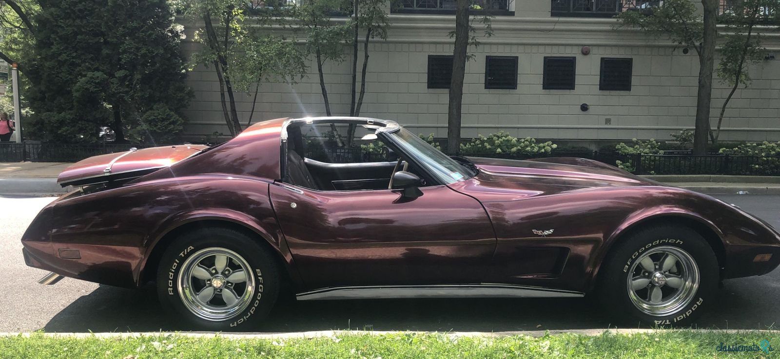 1977' Chevrolet Corvette photo #2