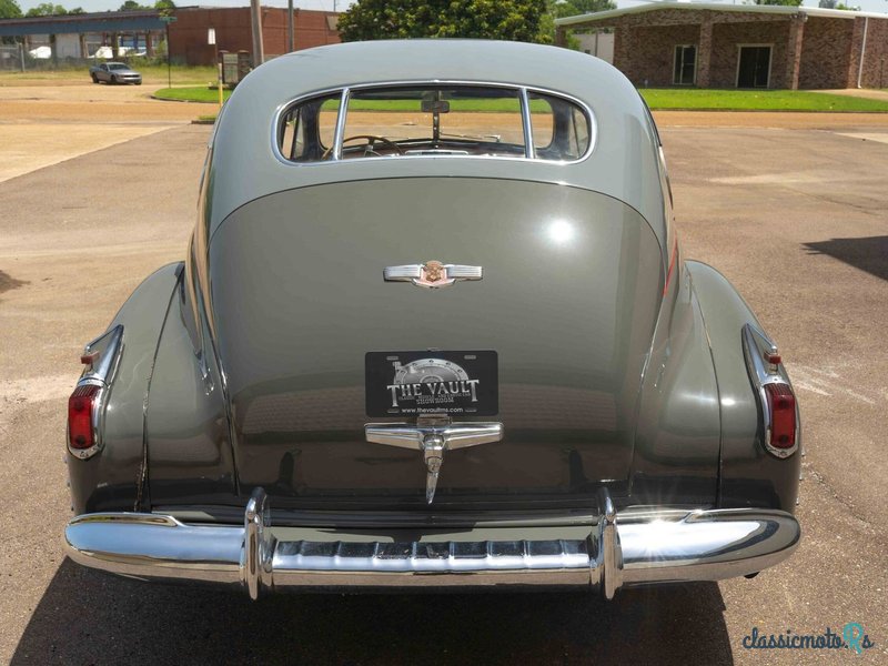 1941' Cadillac Series 61 photo #3