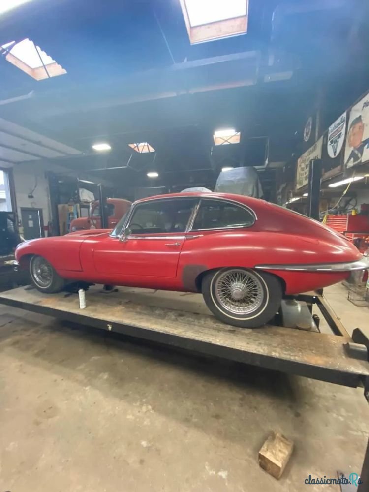1969' Jaguar E-Type photo #2