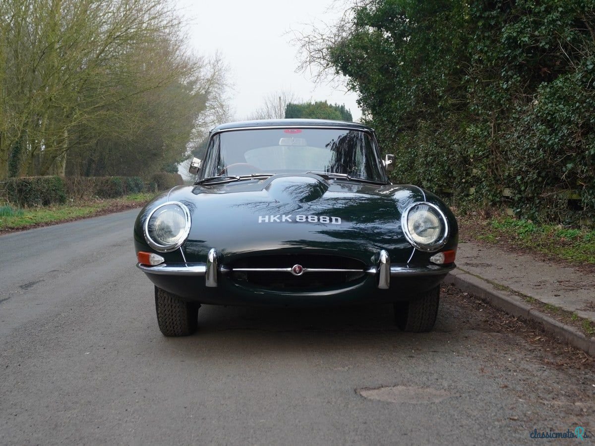 1966' Jaguar E-Type photo #2