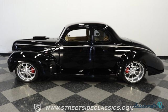1940' Ford photo #2