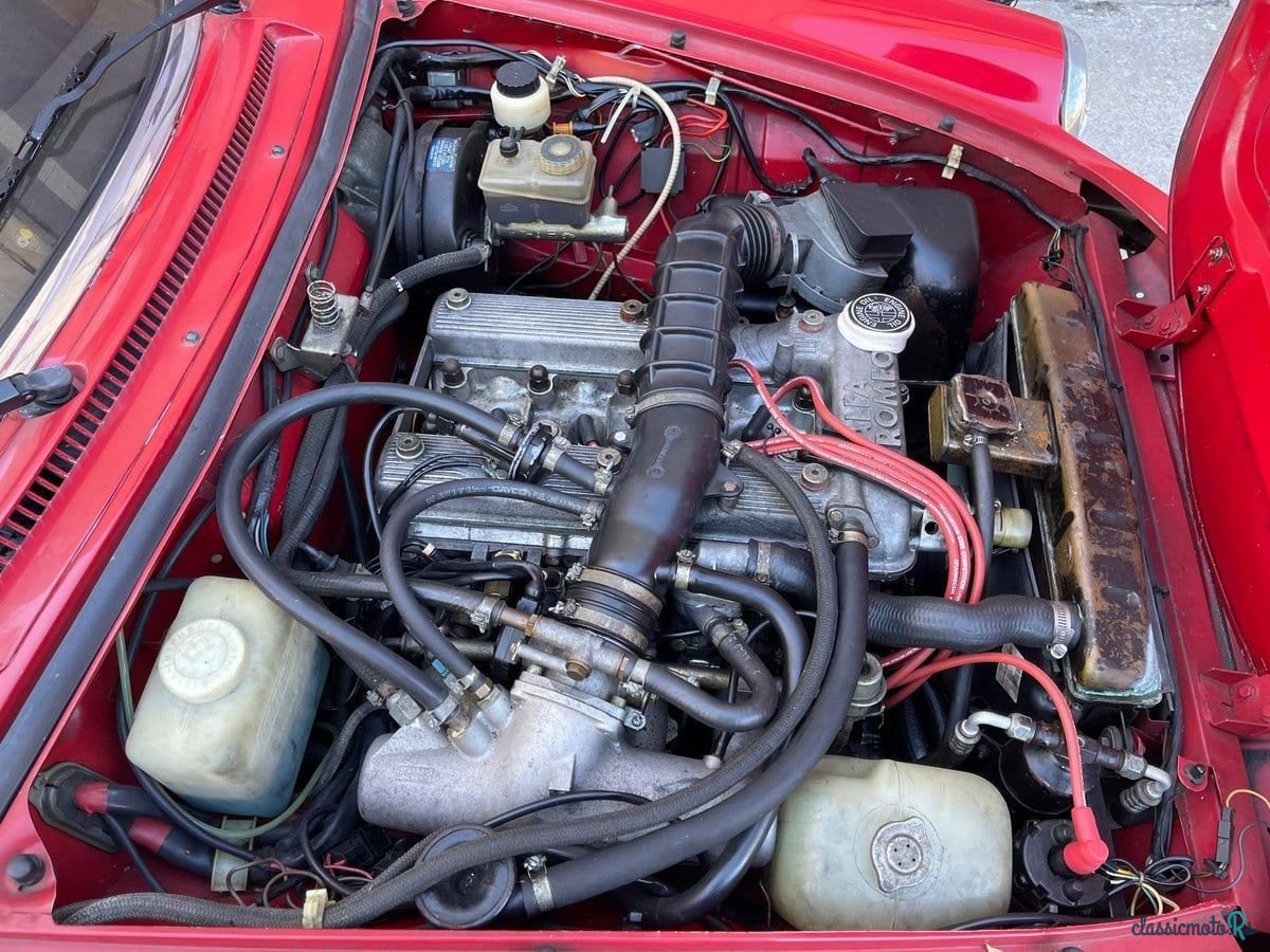 1986' Alfa Romeo Spider photo #6