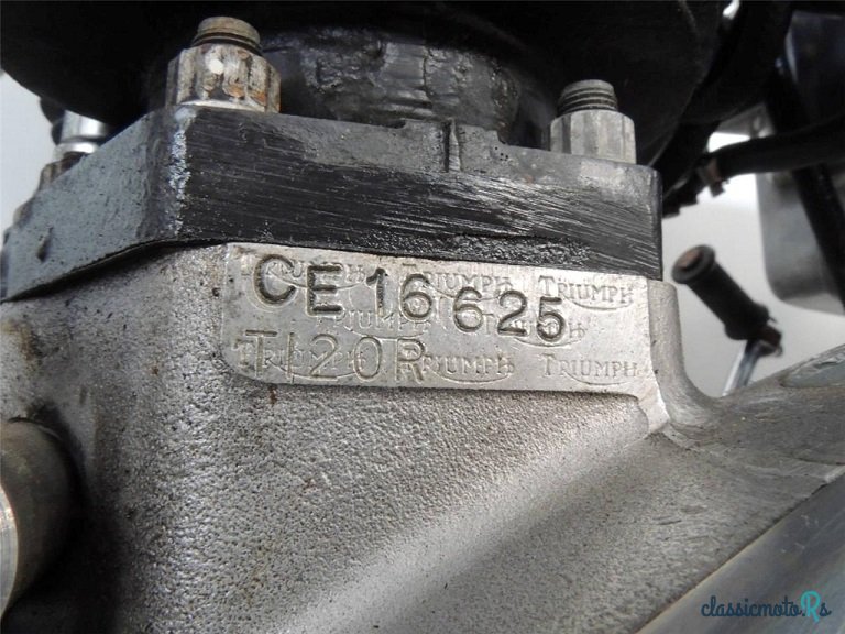 1971' Triumph Bonneville T120R photo #6