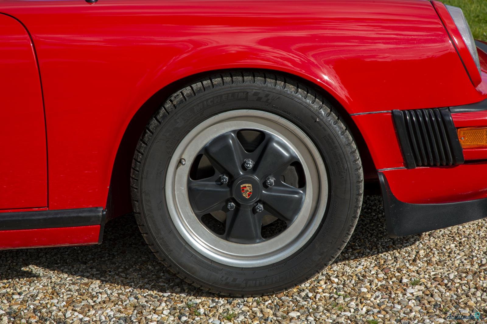 1982' Porsche 911 SC photo #3