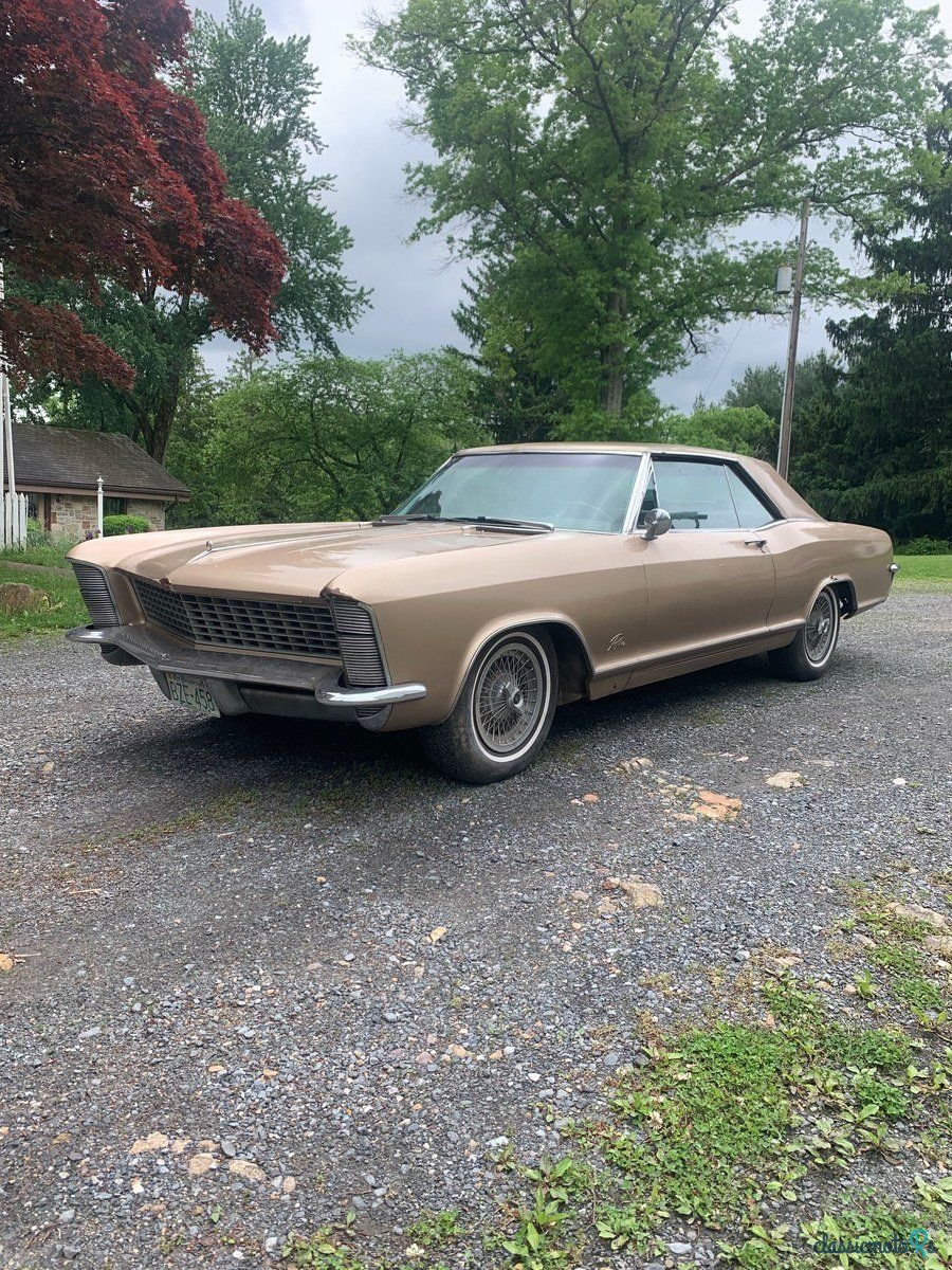1965' Buick Riviera photo #1
