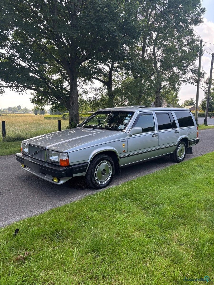 1985' Volvo 760 photo #1