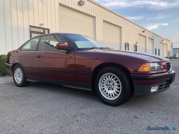 1992' BMW 325 photo #1