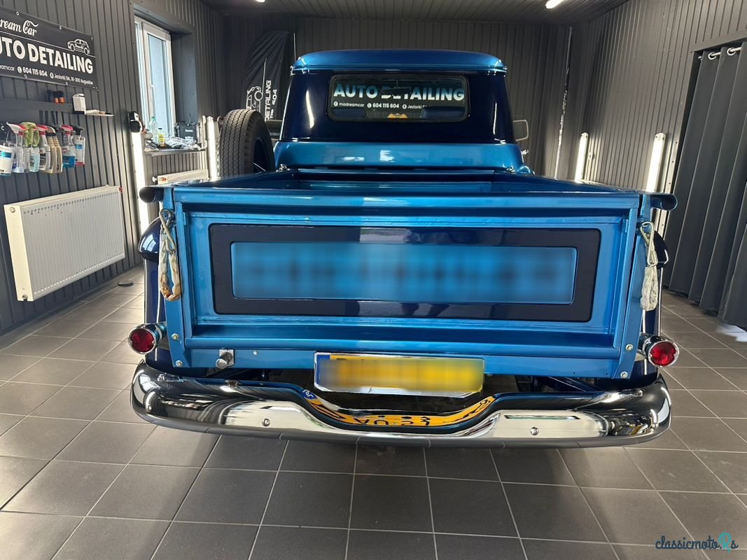 1958' Chevrolet Apache photo #5