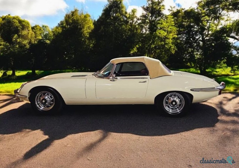 1973' Jaguar E-Type photo #2