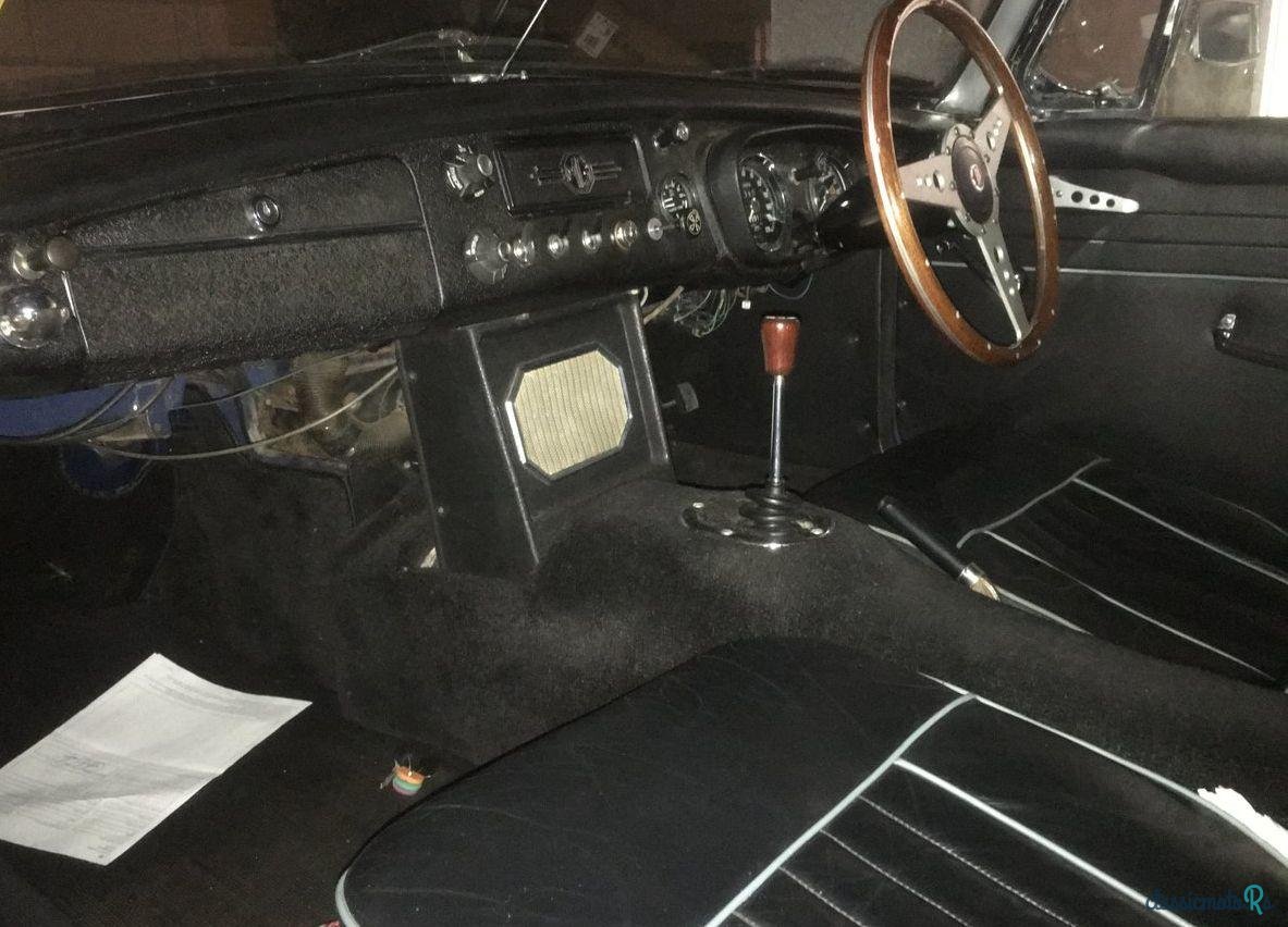 1967' MG MGB Roadster photo #1