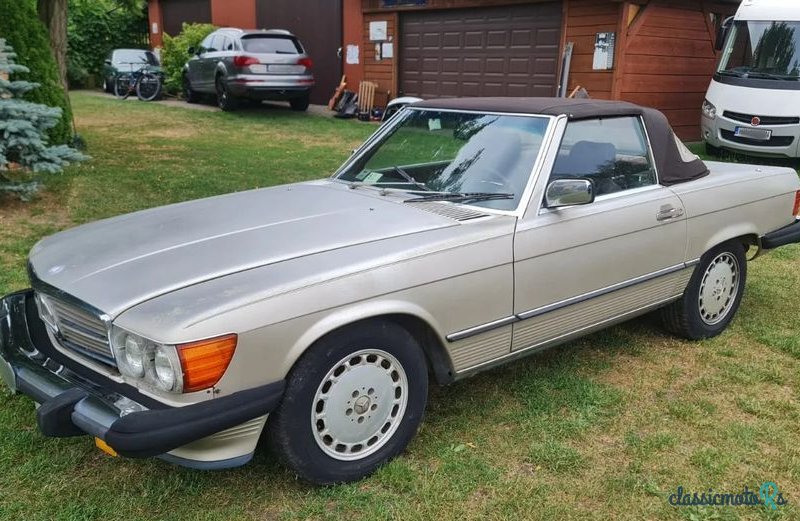 1980' Mercedes-Benz Sl photo #2