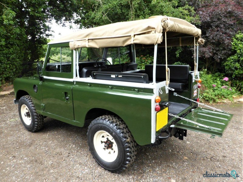 1975' Land Rover Series 3 photo #2