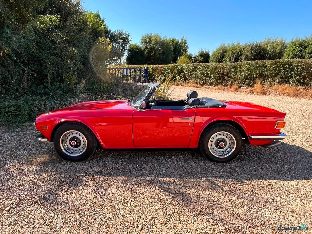 1974' Triumph TR6 photo #5