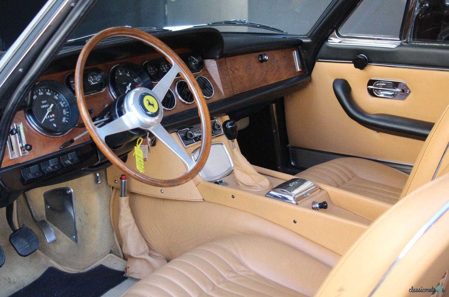 1967' Ferrari 330 photo #2