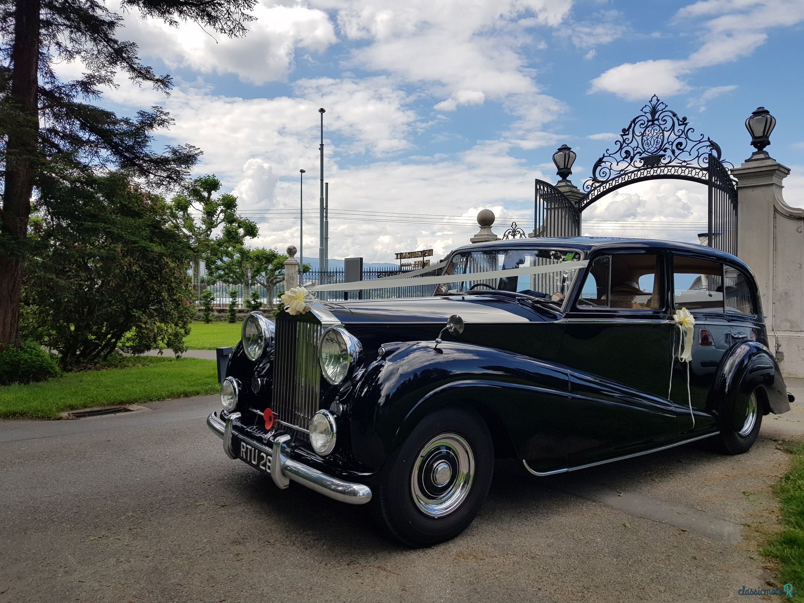 1953' Rolls-Royce Silver Wraith photo #1