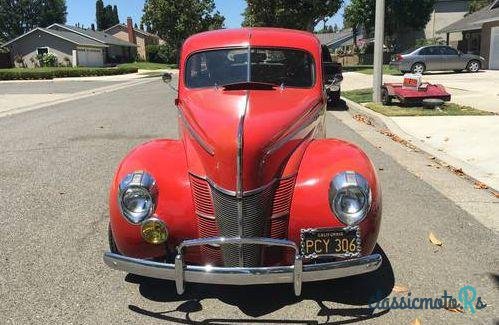 1940' Ford Sedan photo #2