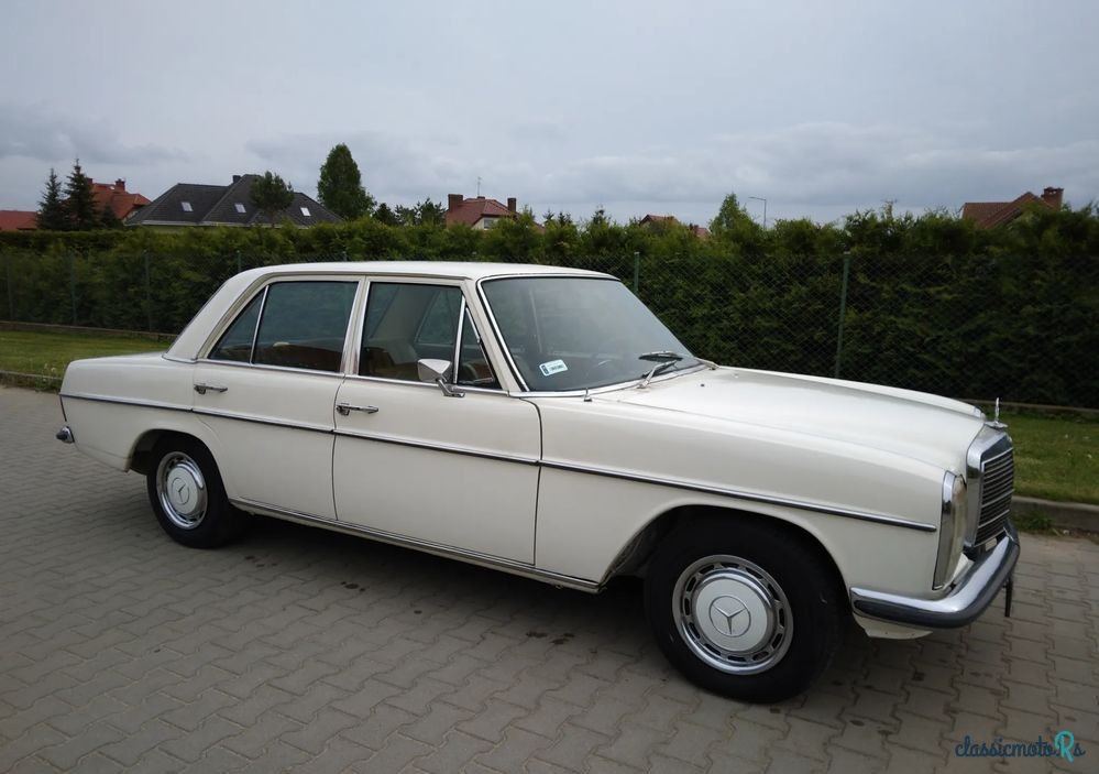 1970' Mercedes-Benz W114 photo #4