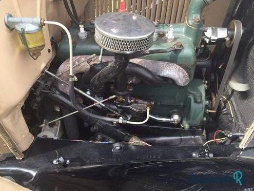 1930' Ford Model A Roadster photo #4