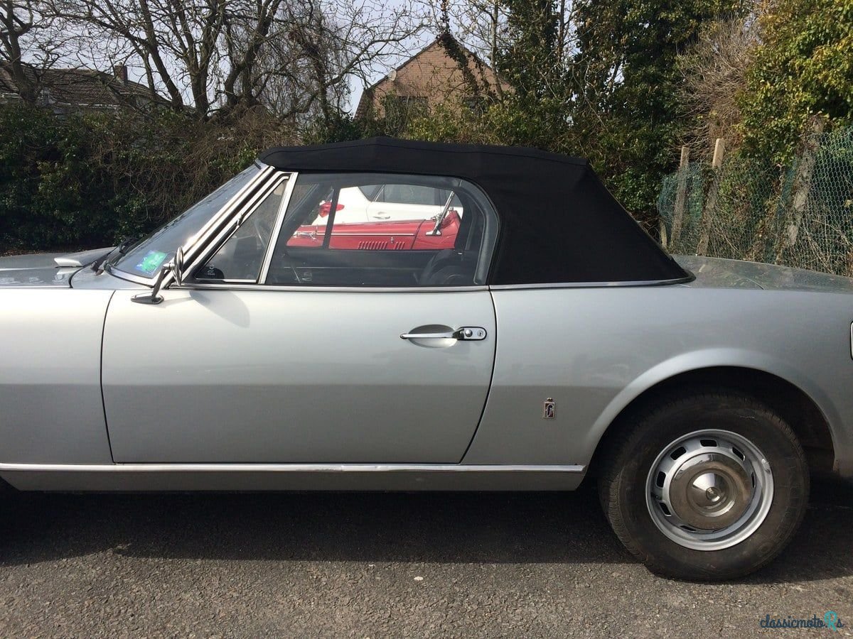 1973' Peugeot 504 photo #4