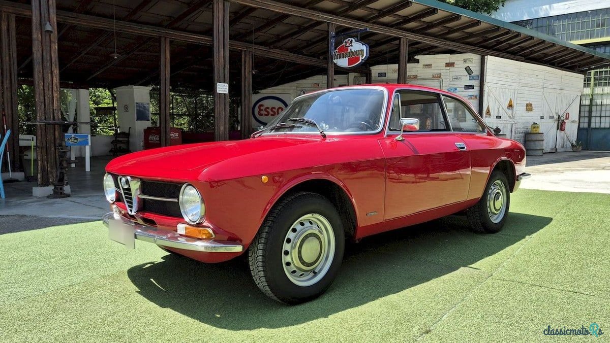 1971' Alfa Romeo Gt Junior photo #1