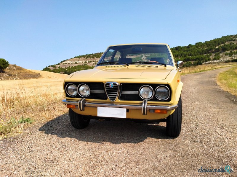 1975' Alfa Romeo Alfetta photo #6