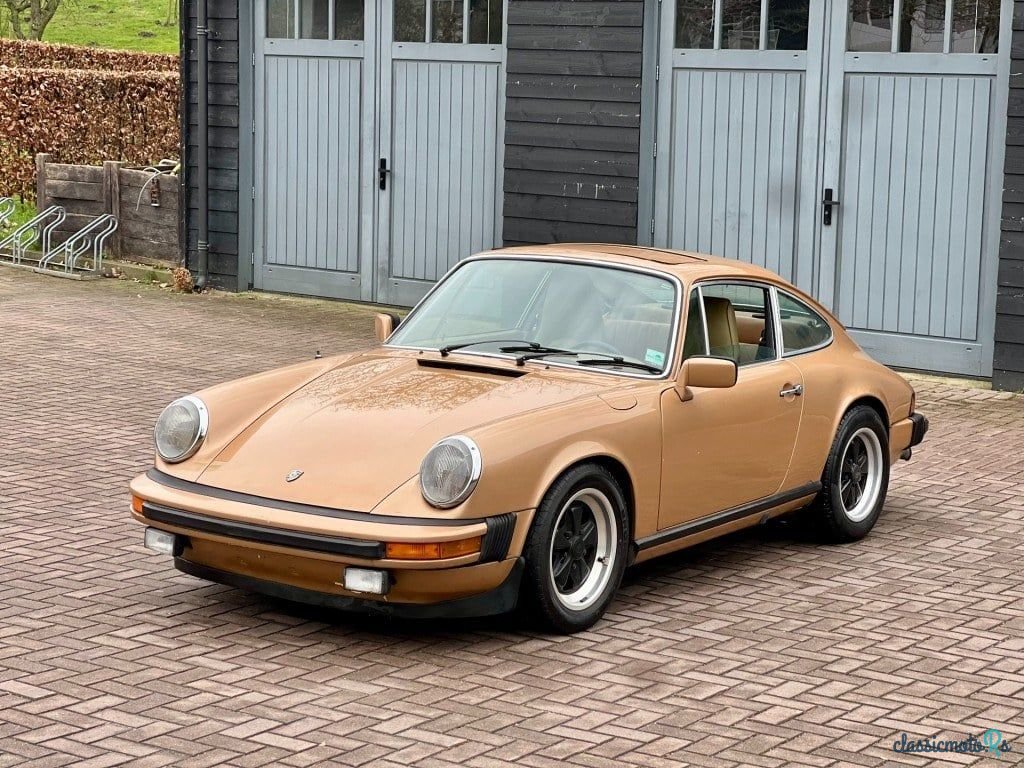 1976' Porsche 911 photo #2