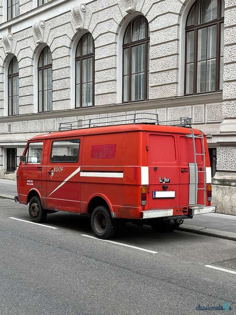 1979' Volkswagen Lt photo #2