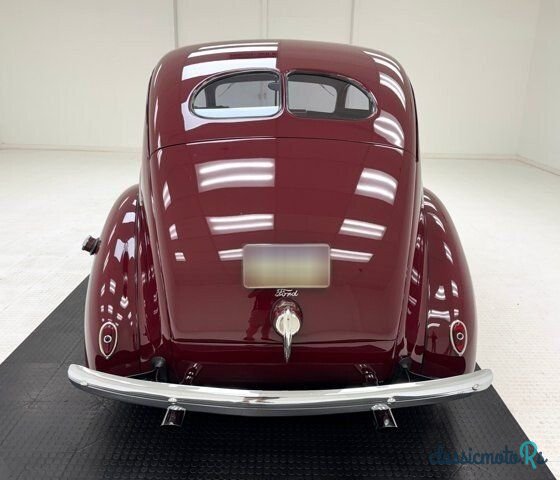 1939' Ford Deluxe photo #4