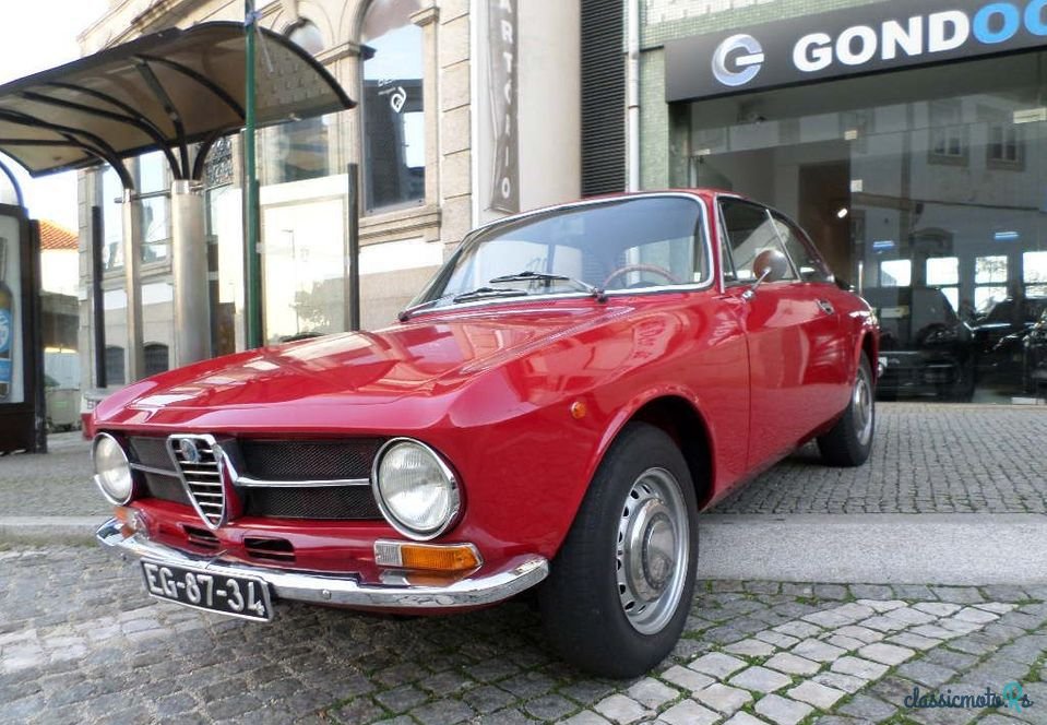 1971' Alfa Romeo Gt photo #1