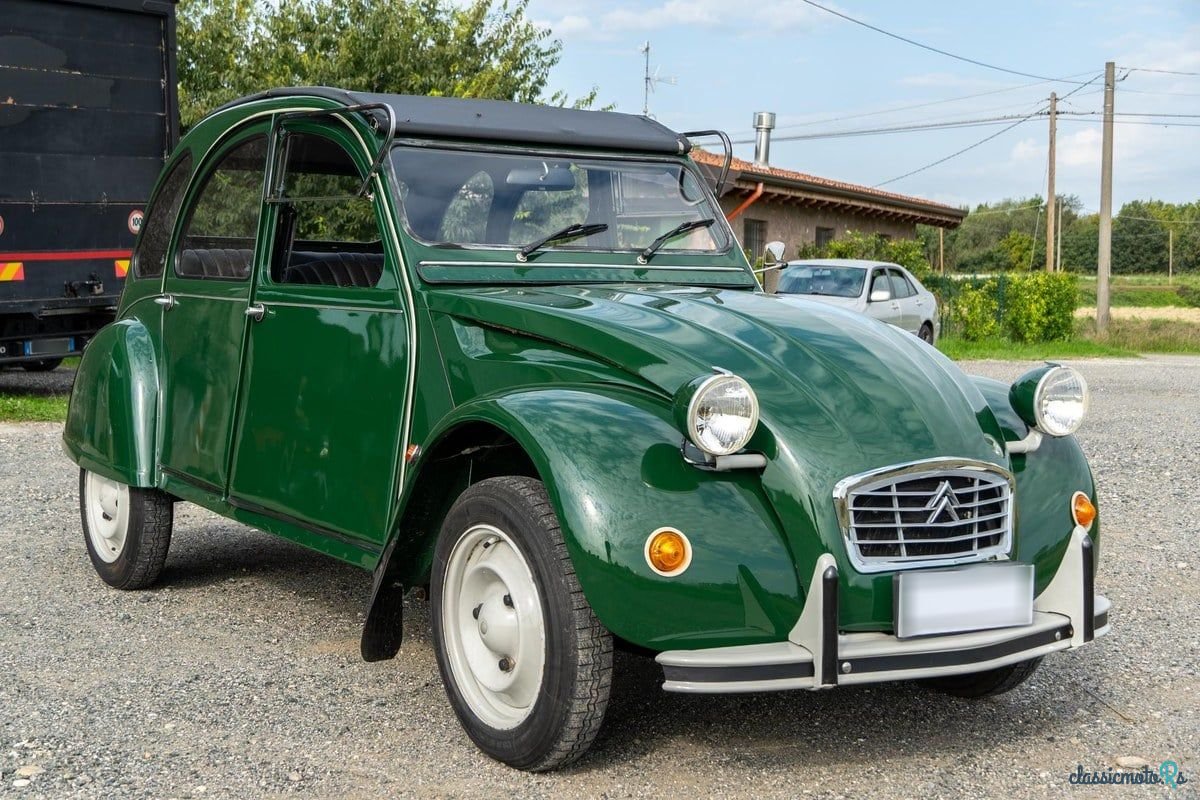 1984' Citroen 2CV photo #1