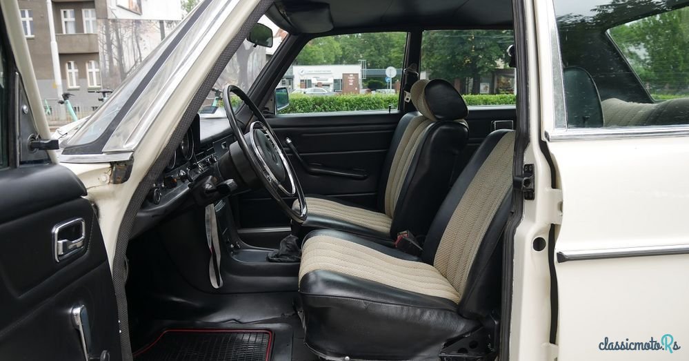 1976' Mercedes-Benz W115 photo #4