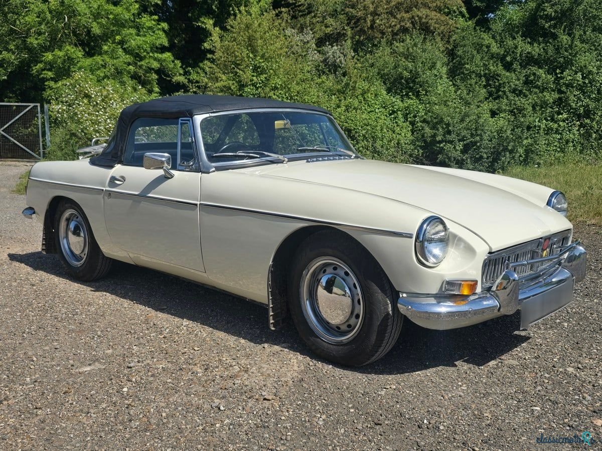 1964' MG MGB photo #1