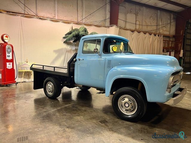 1956' Ford F-100 photo #1