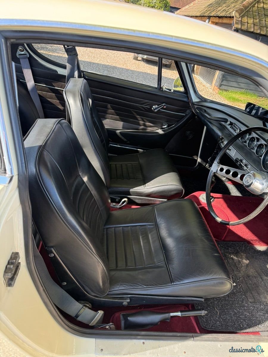 1966' Volvo V70 photo #3