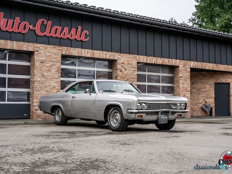 1966' Chevrolet Impala photo #1