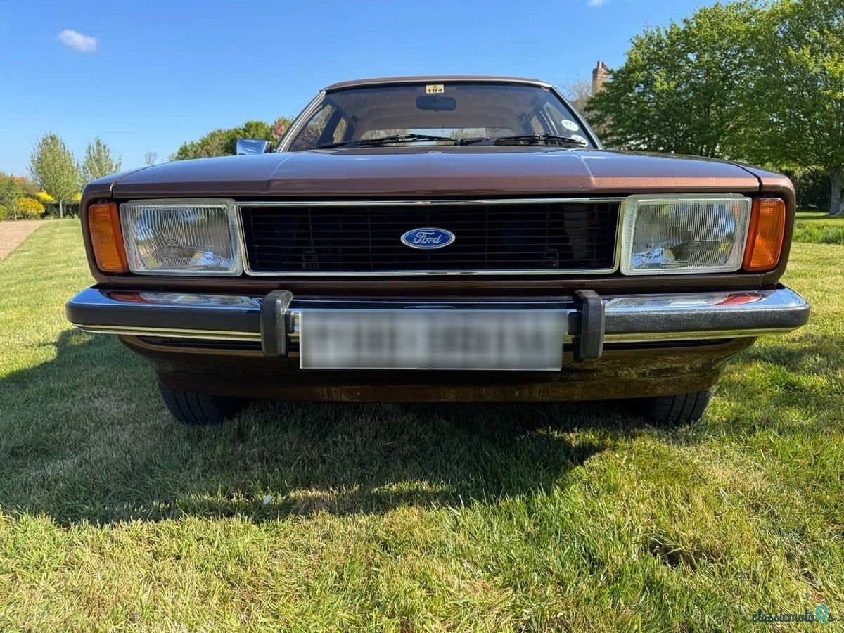 1979' Ford Cortina photo #2