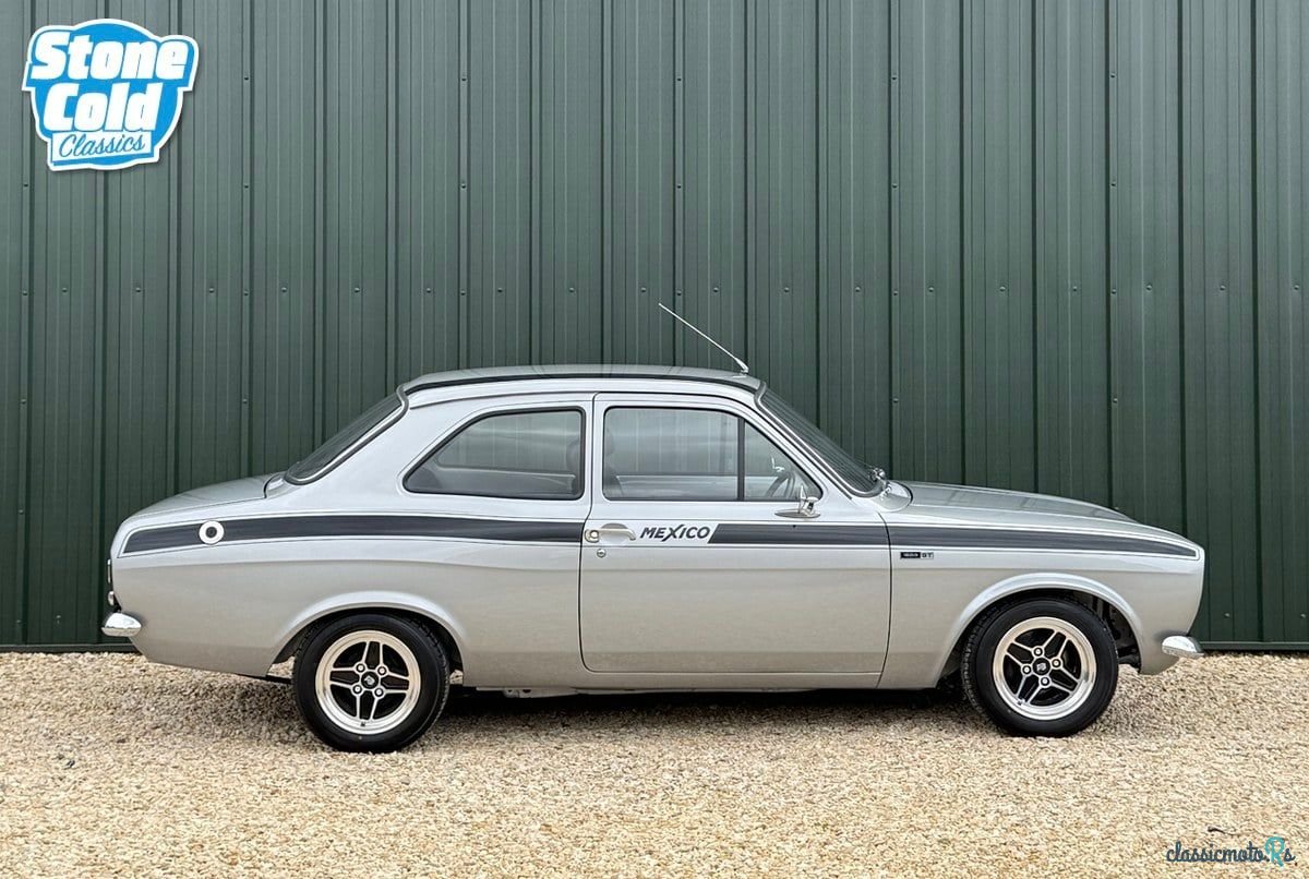 1974' Ford Escort photo #3
