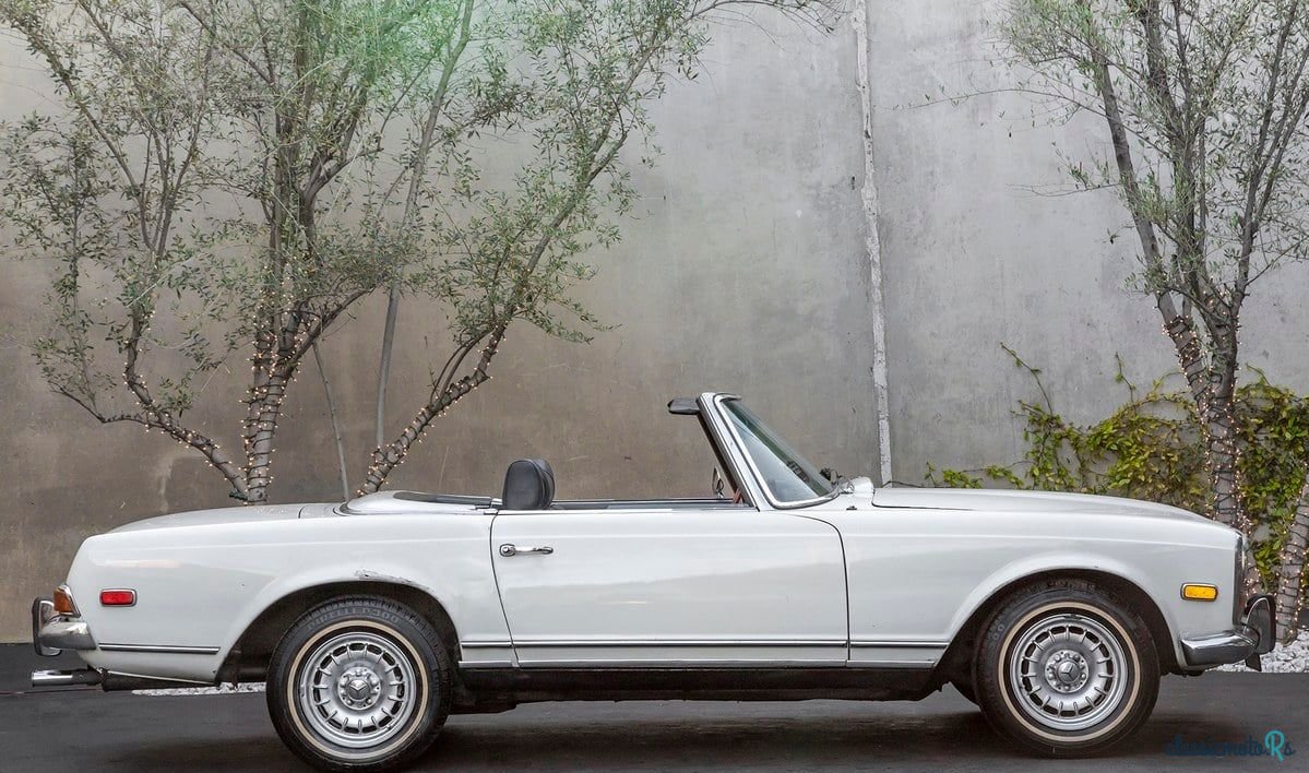 1970' Mercedes-Benz Sl Class photo #2