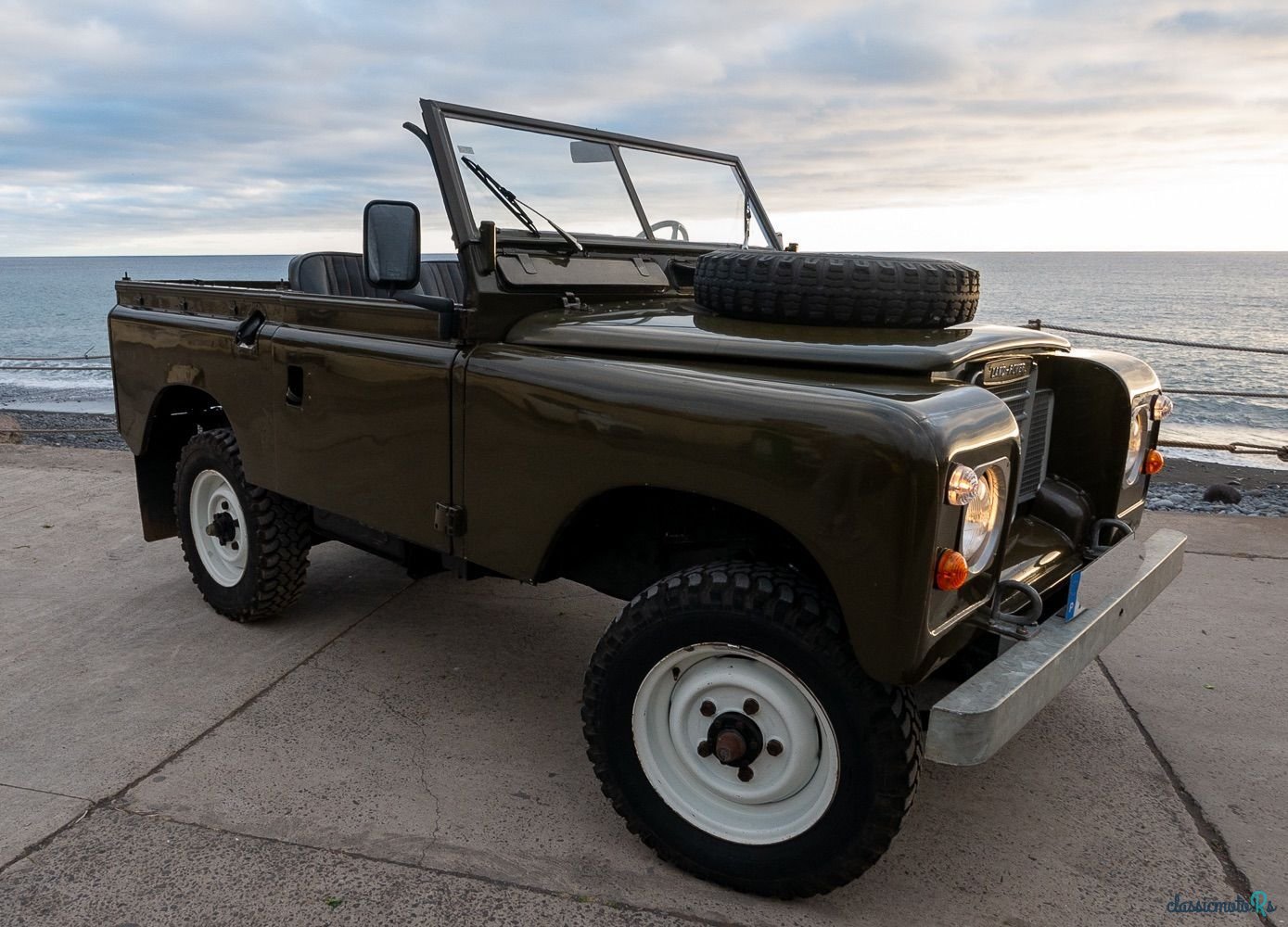 1979' Land Rover Serie III photo #1