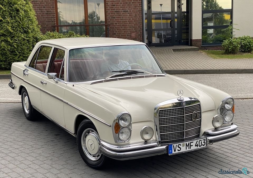 1968' Mercedes-Benz 280 photo #6