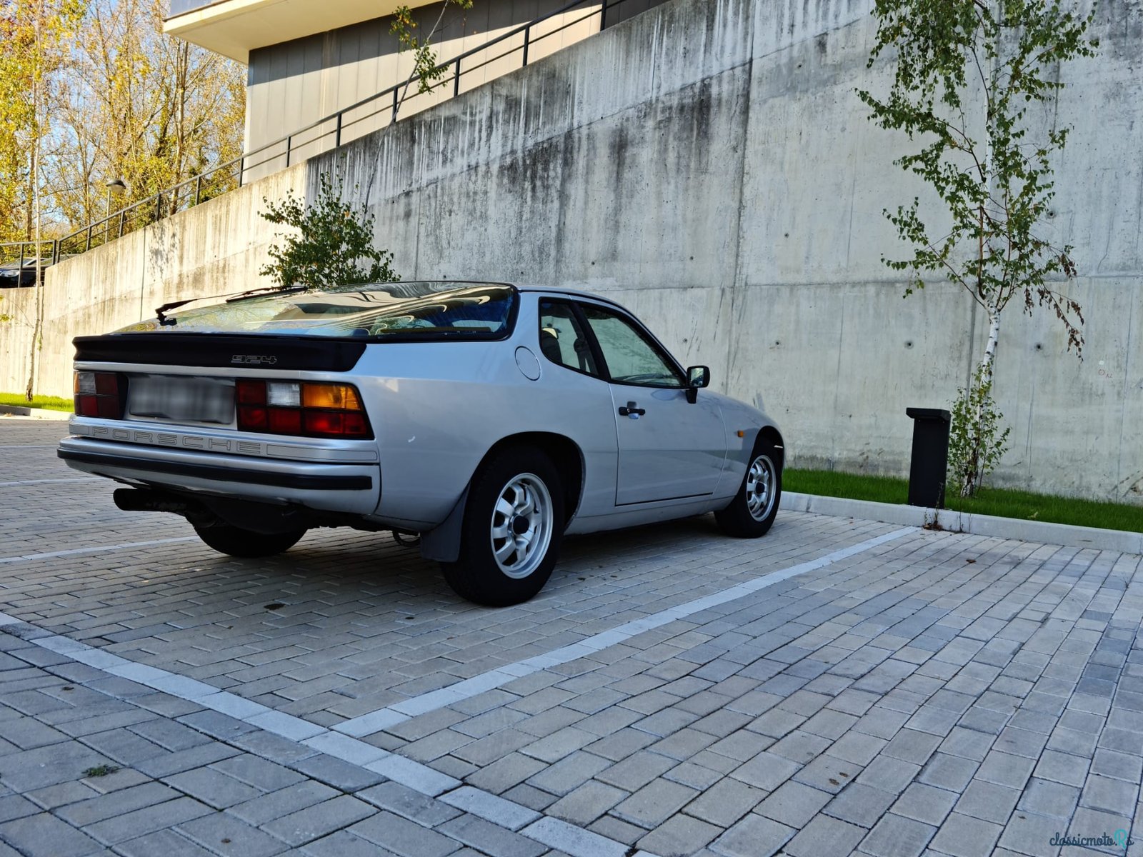 1981' Porsche 924 photo #2